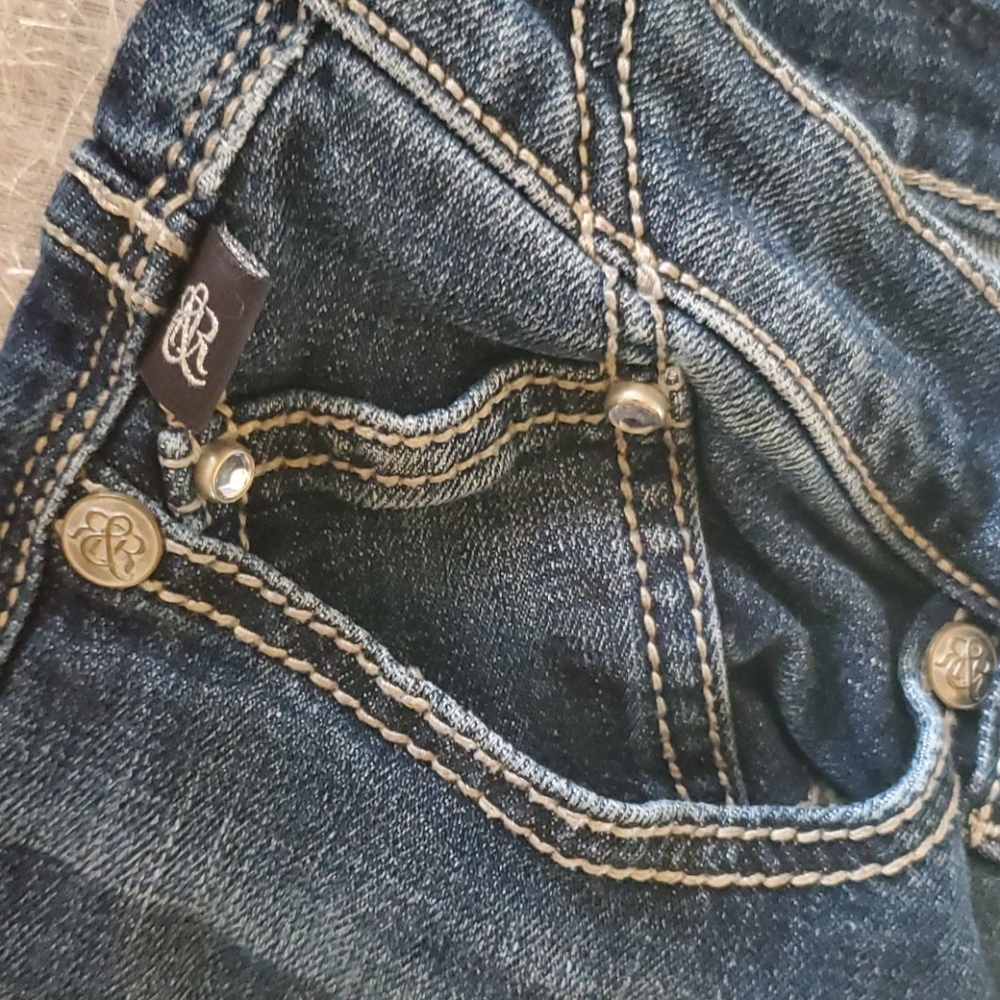 Jeans - Picture 2 of 5